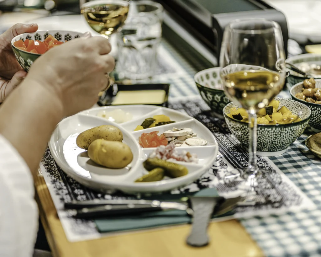 Raclette mit Beilagen